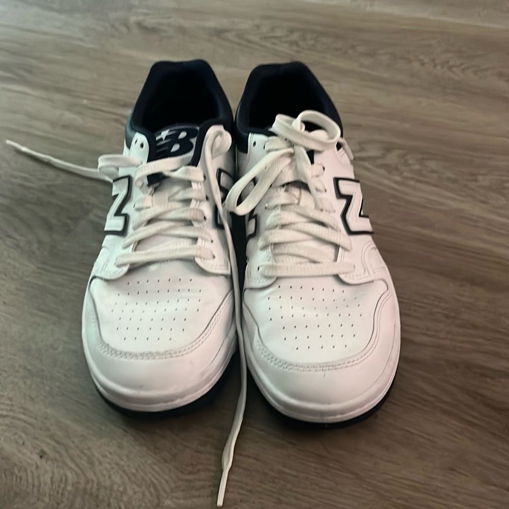 New balance sneaker navy and white barely worn